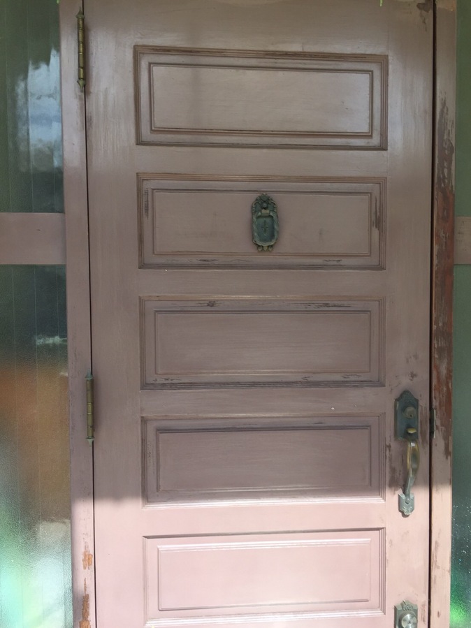 正面扉の改修工事　　木製扉の修繕の画像